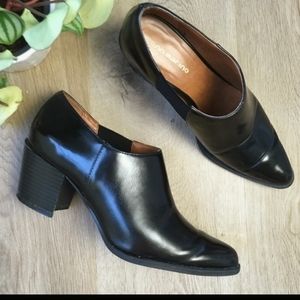 ANN MARINO Black Leather Ankle Boot Shootie 7.5